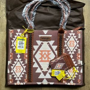 Nwt Wrangler Angel Diamond Large Tote & Card Wallet